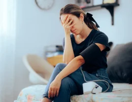 فشار خون پااین ضزبان قلب بالا
